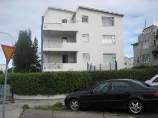Guesthouse Bina 레이캬비크 외부 사진
